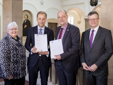 TH und IHK Köln schließen Kooperationsvertrag