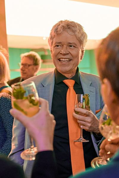 Gäste unterhalten sich auf der Networking Veranstaltung