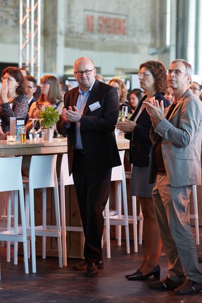 Menschenmenge auf einer Networking Veranstaltung