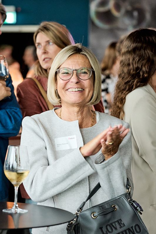 Applaudierende Personen auf einem Event