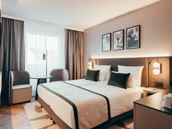 Modernes Hotelzimmer im Leonardo Hotel Köln